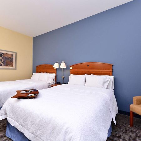 Hampton Inn Еванстън Екстериор снимка