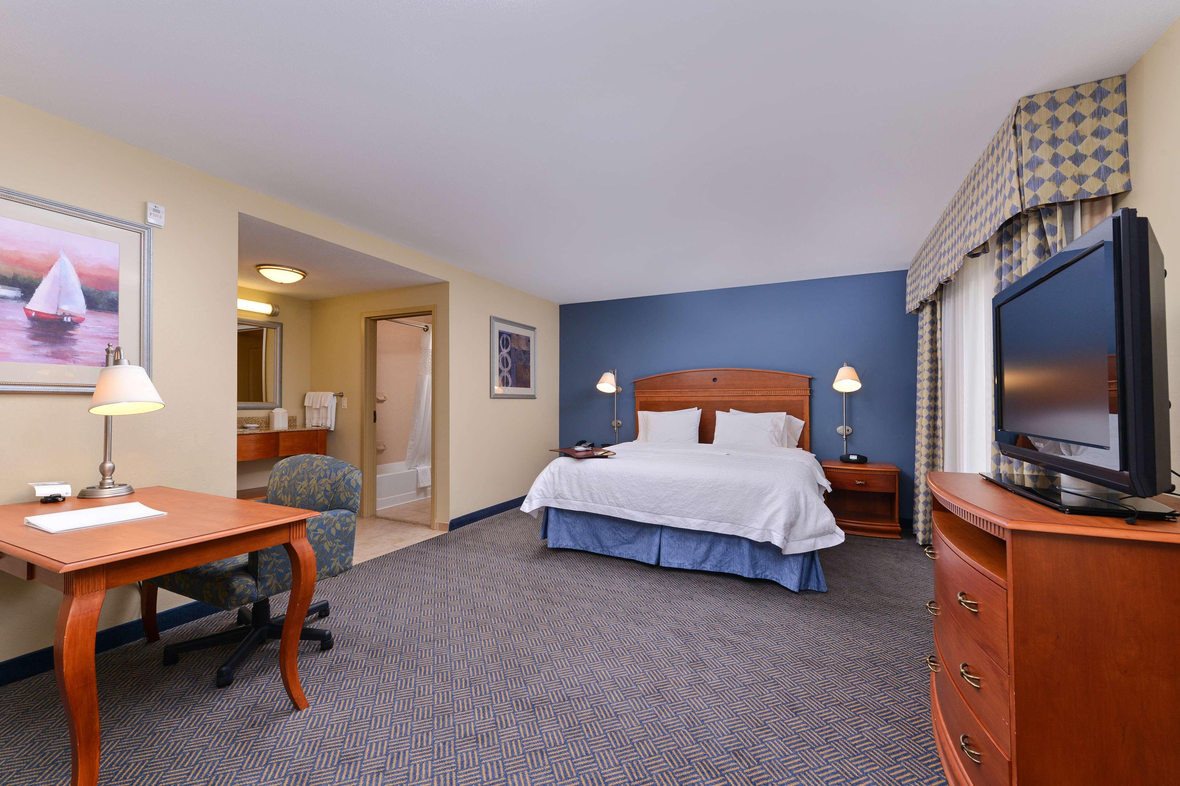 Hampton Inn Еванстън Екстериор снимка