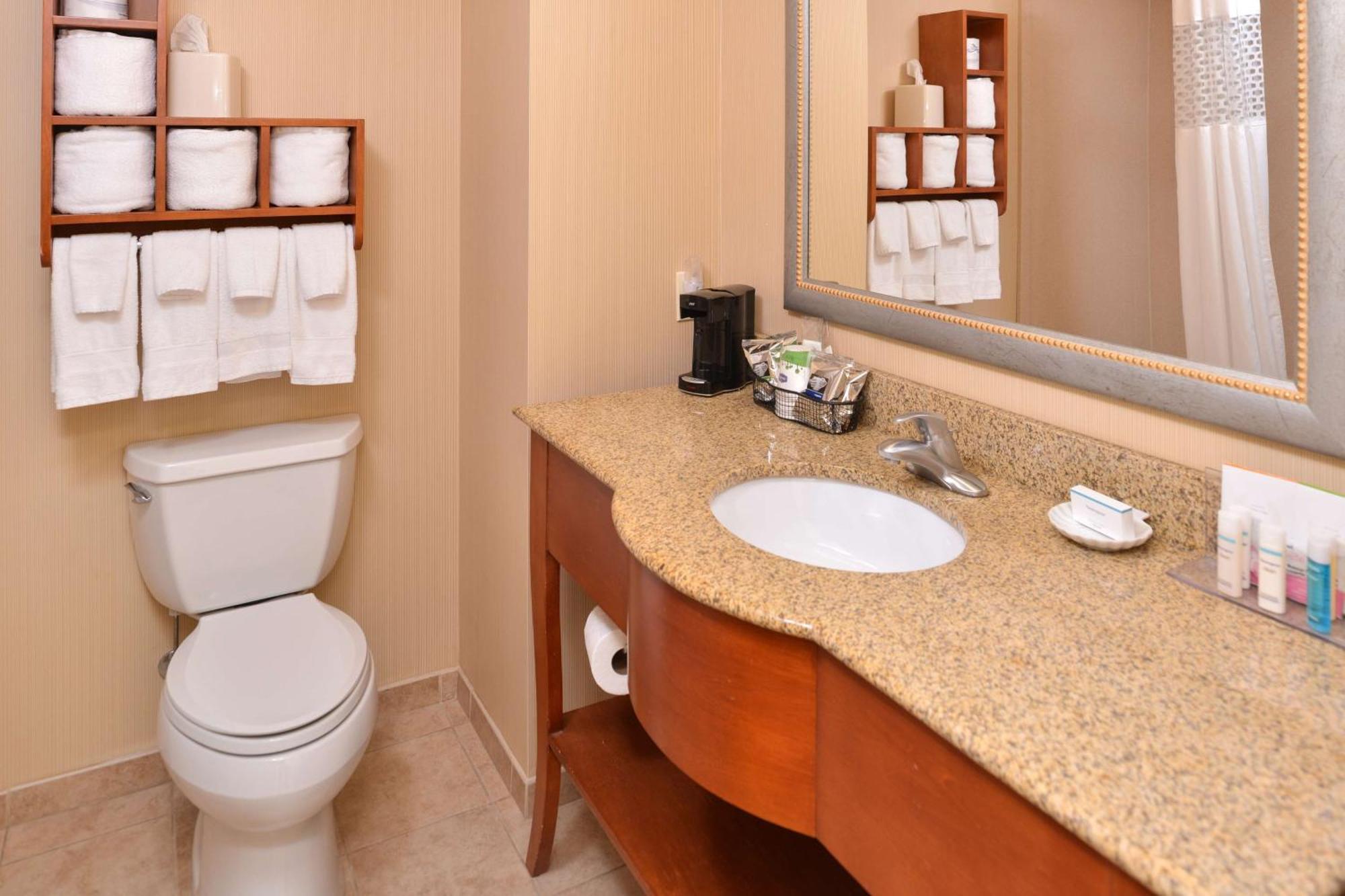 Hampton Inn Еванстън Екстериор снимка