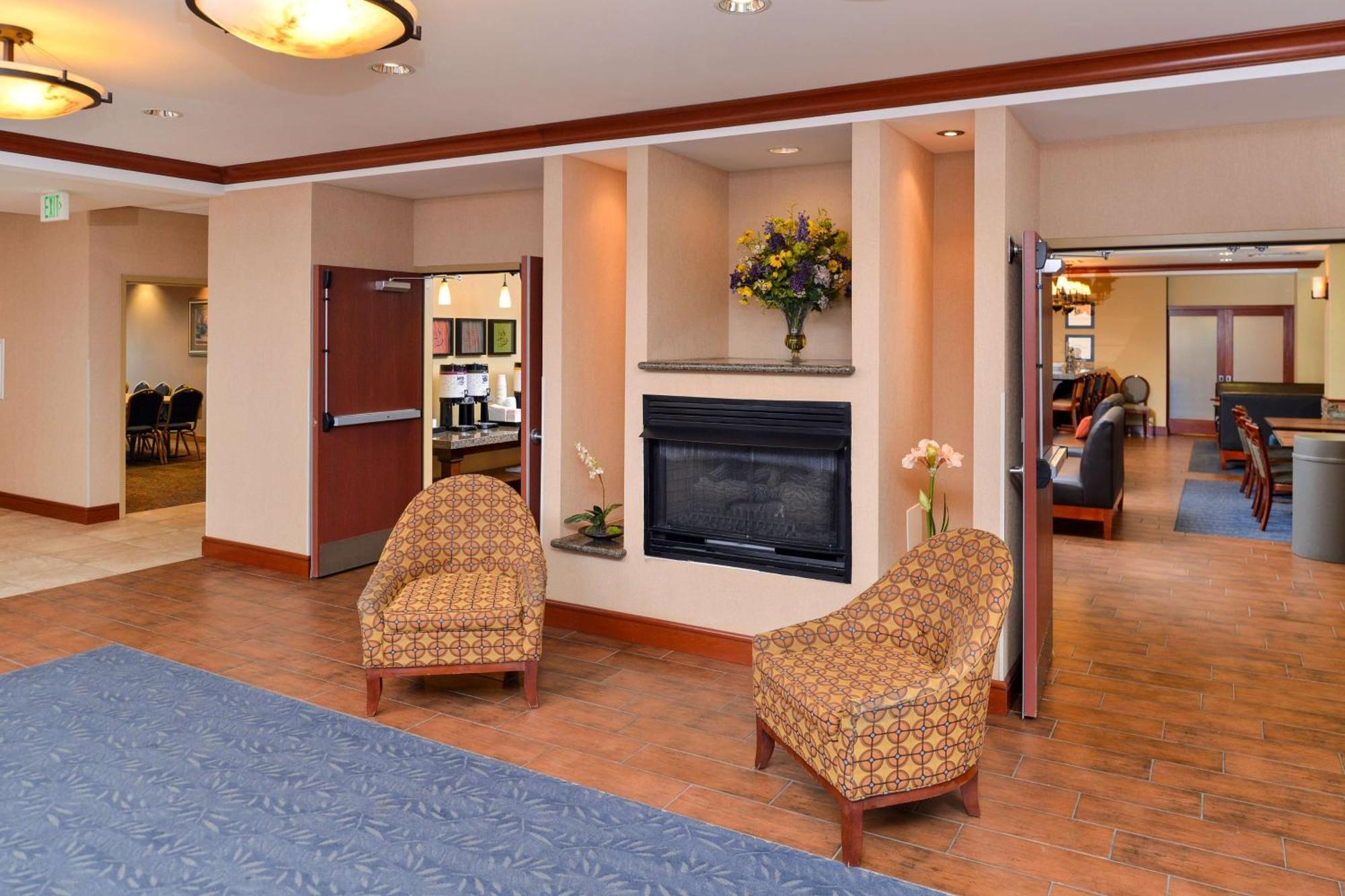 Hampton Inn Еванстън Екстериор снимка