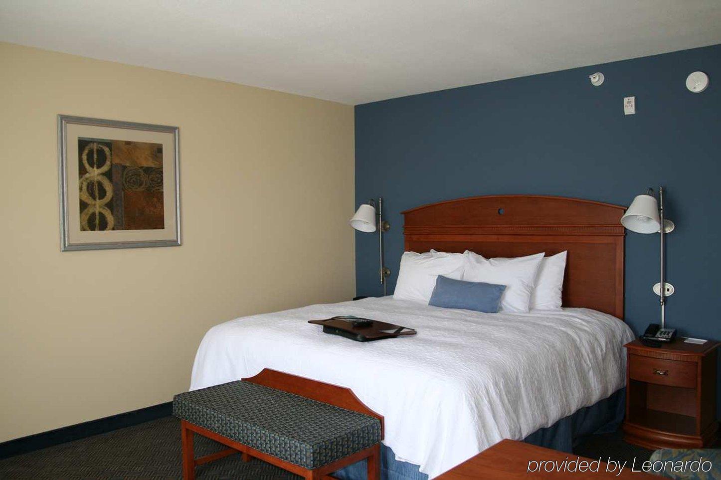 Hampton Inn Еванстън Стая снимка
